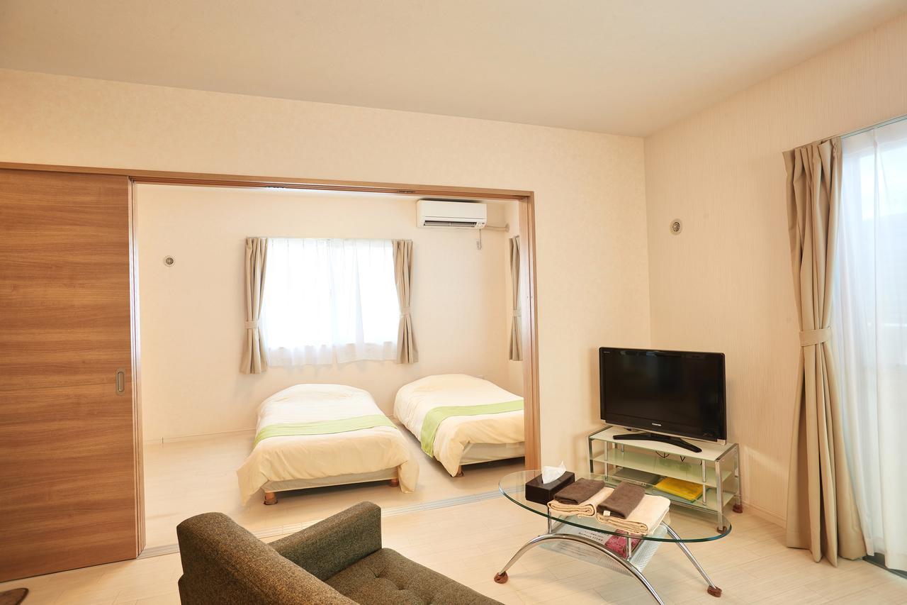 Rainbow Terrace Ginowan Apartment Exterior photo